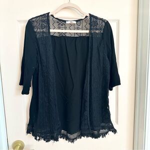Black lace Q kimono top